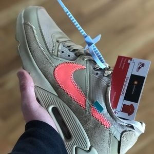 Meet your Posher, Theo